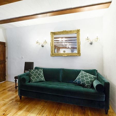 A Castle Spirit Apartment In Chateau Du Chatelard Clarens Zewnętrze zdjęcie